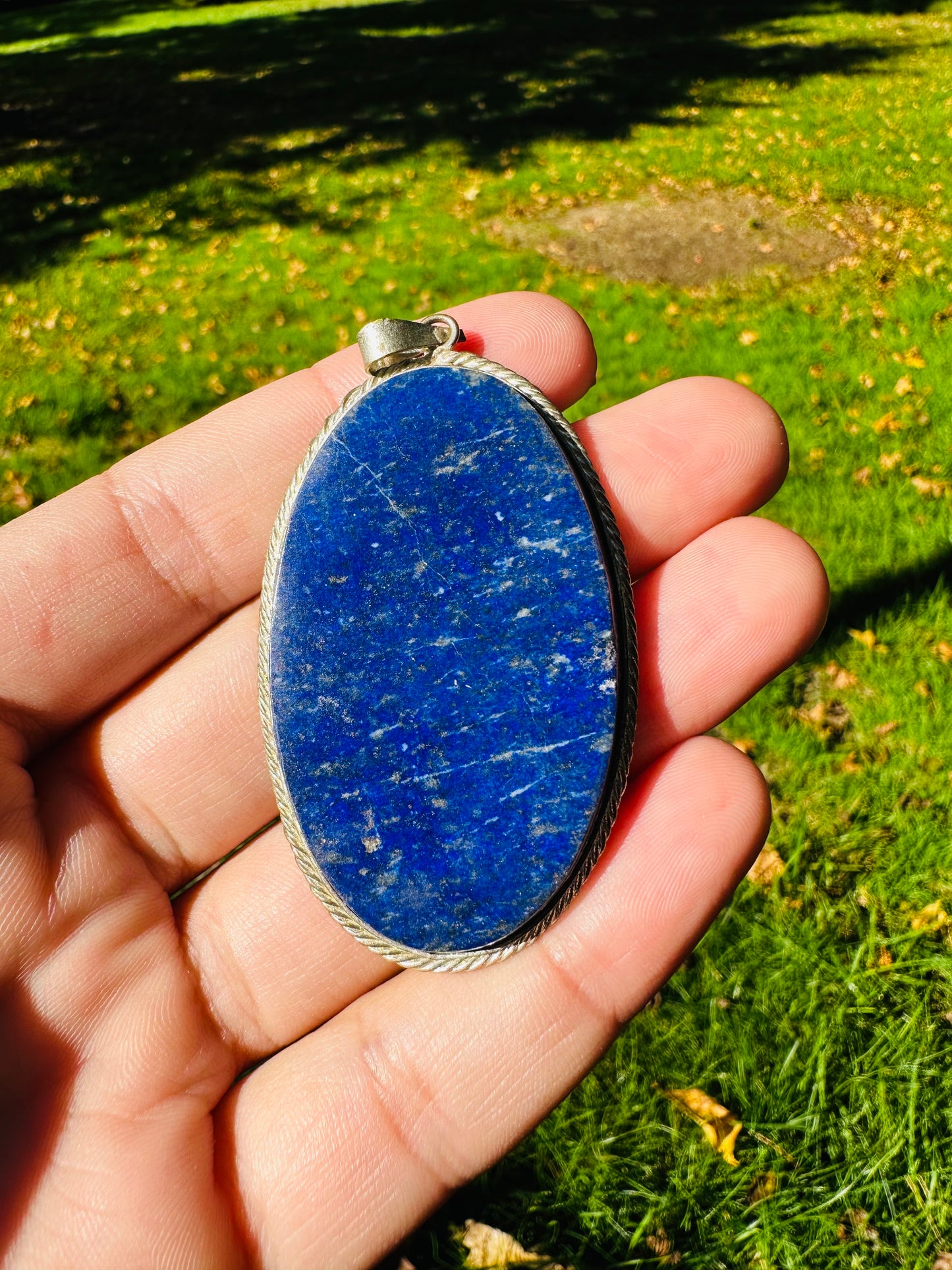 Lapis lazuli pendent